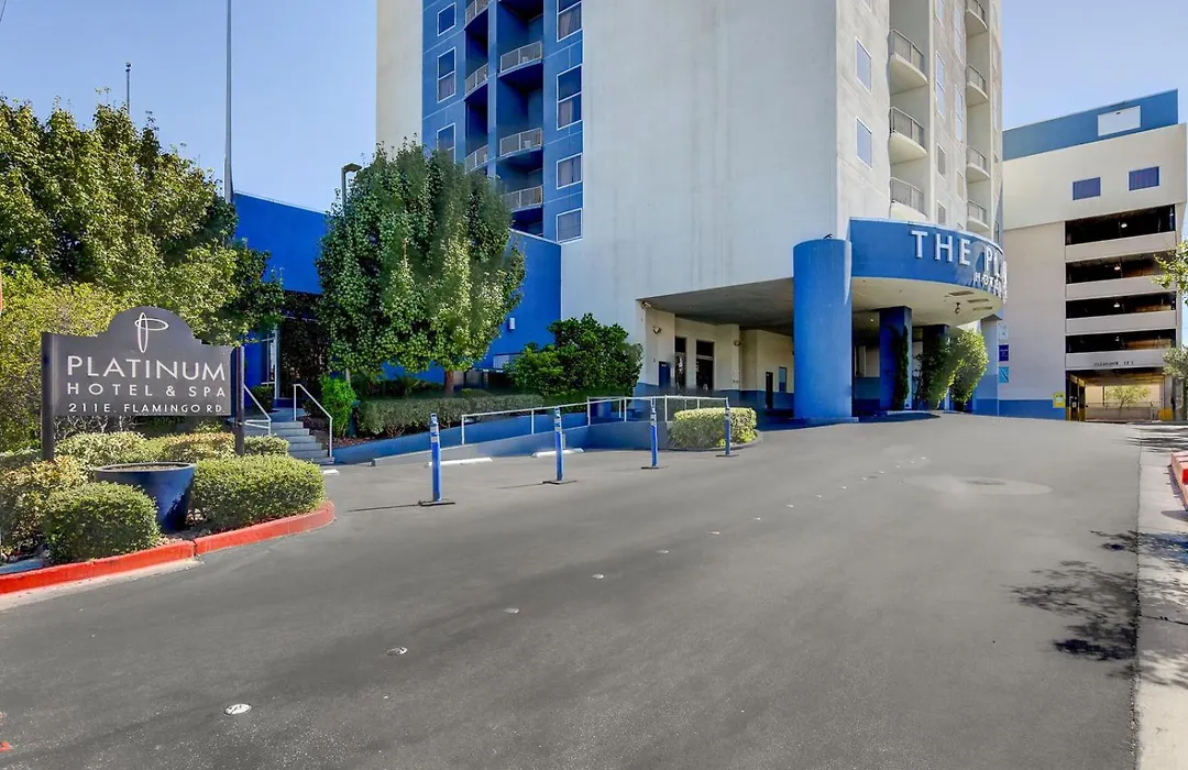 The Lapis Suite At Platinum Hotel-1